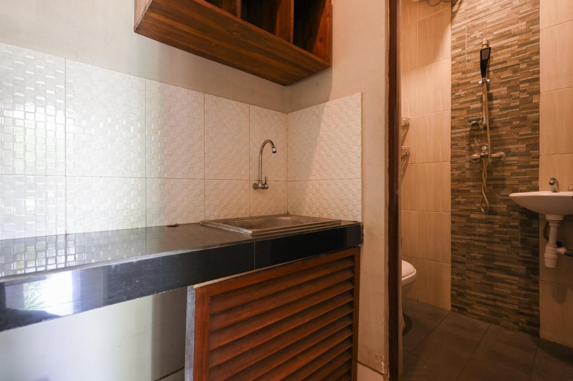 Reddoorz Near Mertasari Beach 2 Pesanggaran Exterior photo